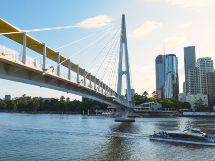 The Collaborative Effort Behind the Kangaroo Point Bridge